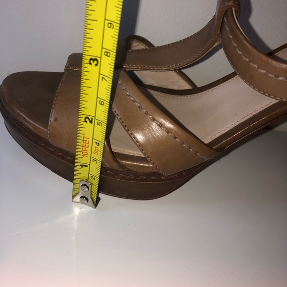 Prada T strap platform Open toe heels - Picture 7 of 7